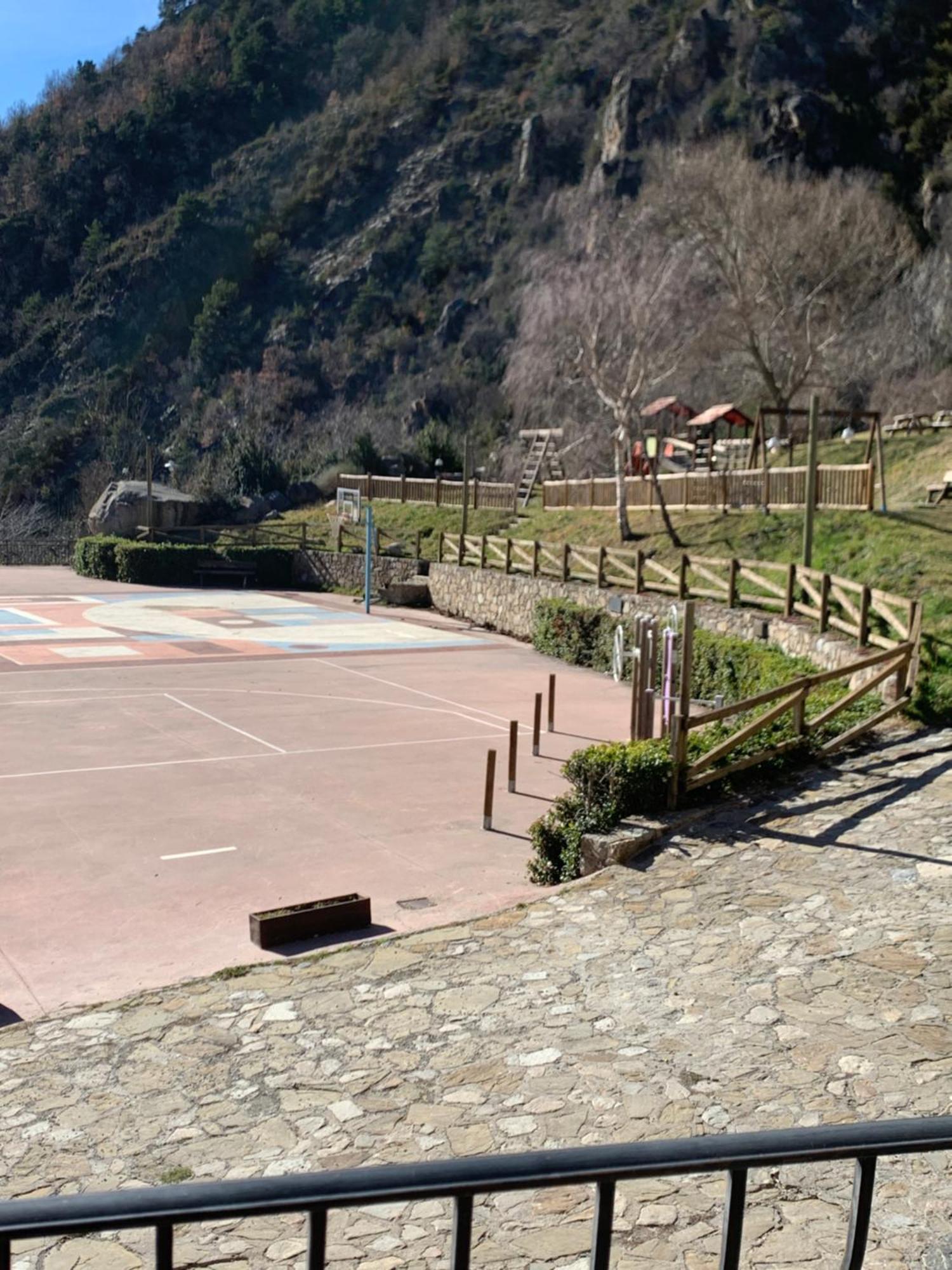Nry Estances I Serveis El Tarter 2 Erillavall Exteriér fotografie